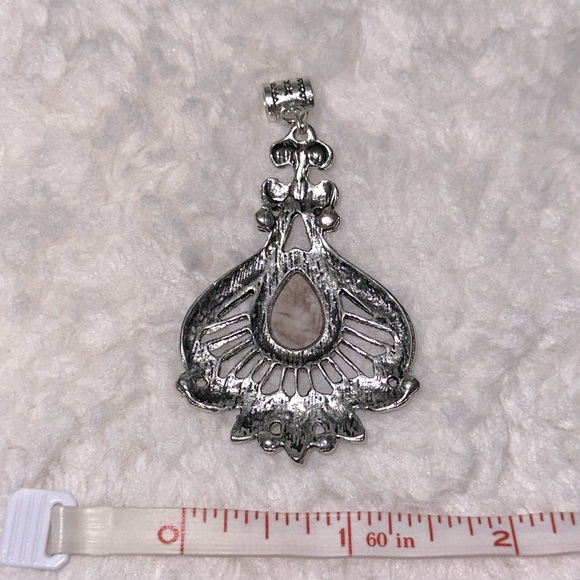 Sunstone on intricate design pendant (Sterling silver overlay) - Picture 5 of 6